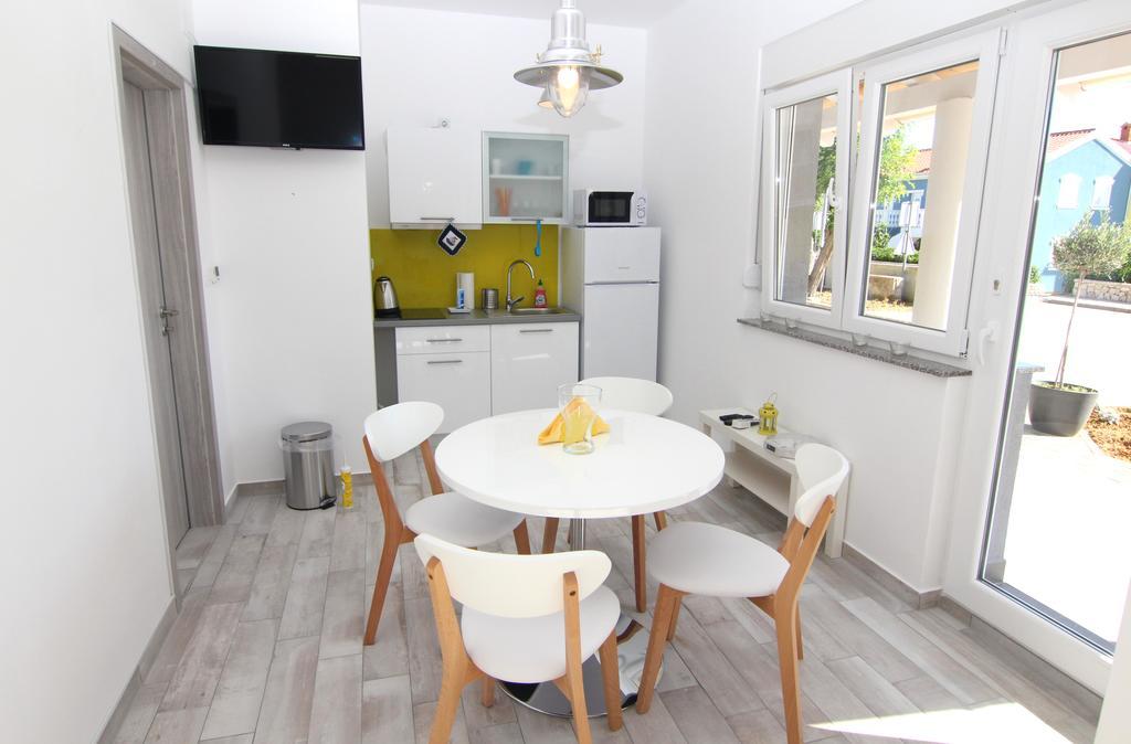 Apartment Villa Franci Pag Town Kültér fotó